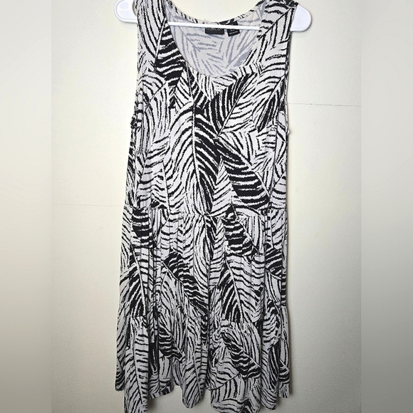 Rachel Zoe Tiered Leaf Sleeveless Dress, Size 1X - Picture 1 of 2